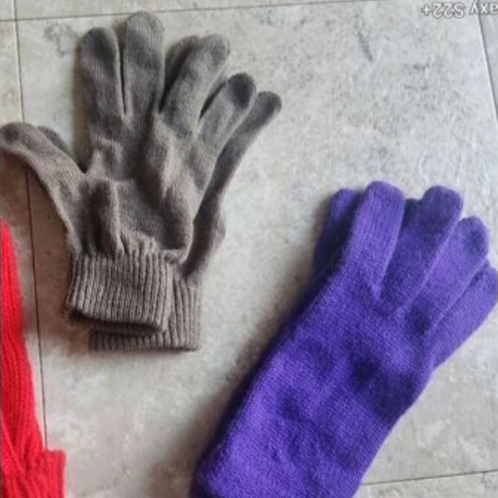 10 Two pair gray and purple gloves